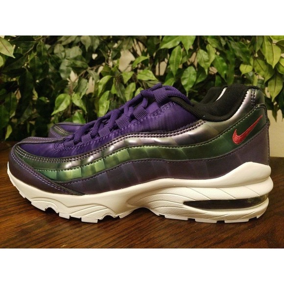 Nike Air Max 95 (GS) Athletic Sneakers